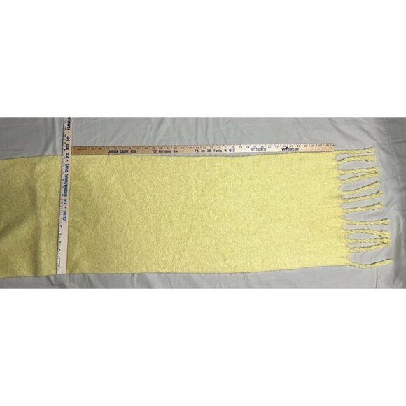 Abercrombie & Fitch Yellow Wool Blend Scarf With Fringe Fuzzy Soft Cozy One Size - Picture 4 of 5